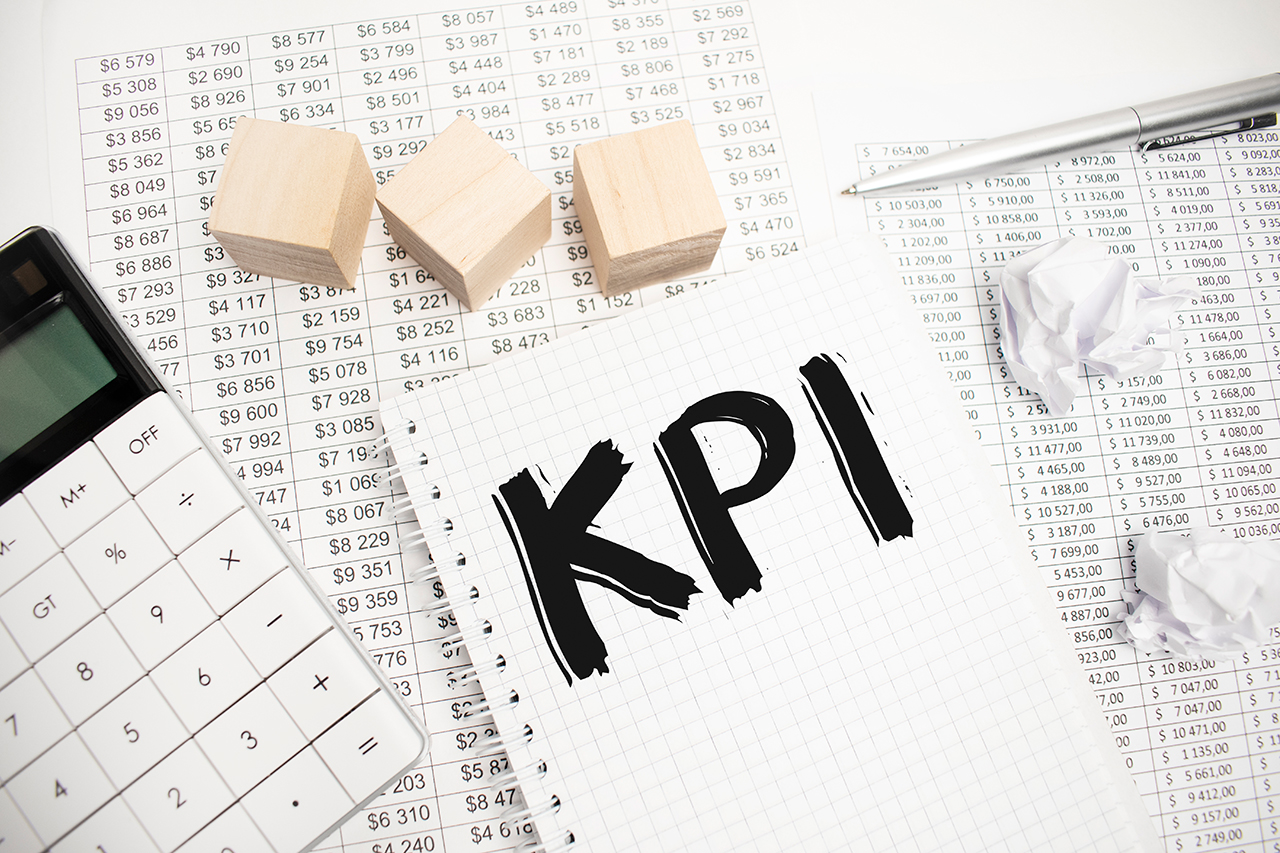 kpi-concepts-note-business-finance-concept